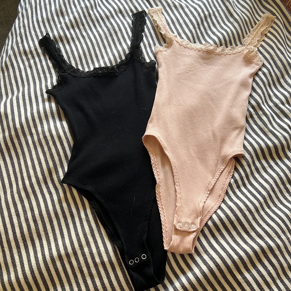 Topshop lace detailed bodysuit x2 (black and pink)